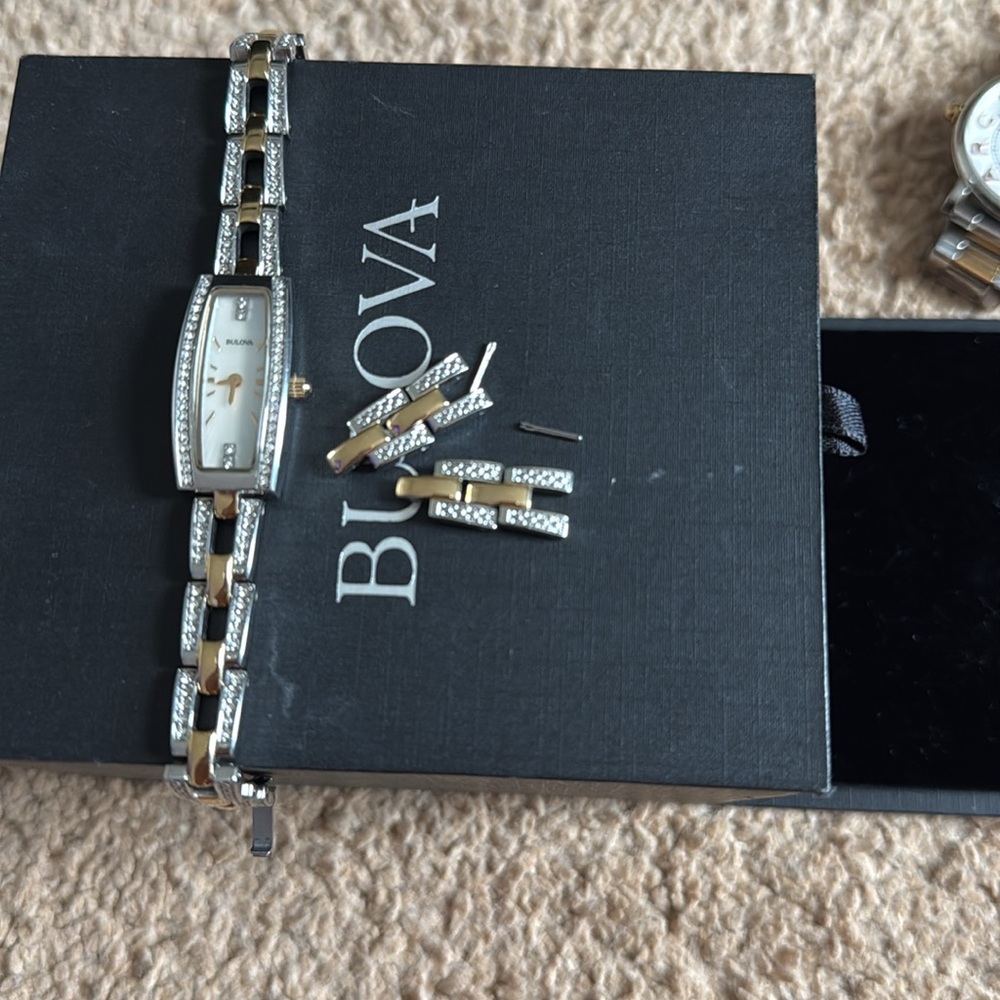 Bulova watch - Picture 17 of 17